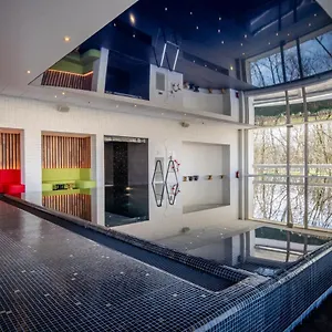 Crowne Plaza By Ihg Hotell